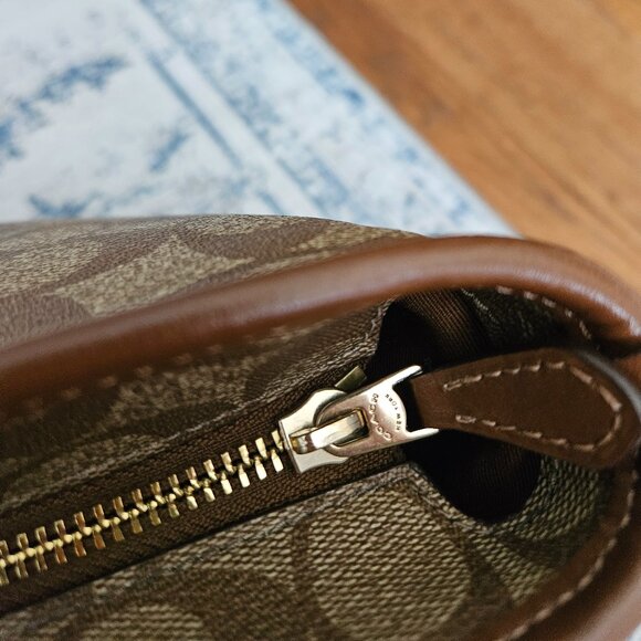 Coach Zippered Tote Bag in Signature Print - Picture 7 of 16